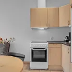 Lovely In With Kitchen 펜션